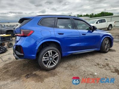 Trzecie zdjęcie samochodu z tyłu: 2024 BMW X1 M35I VIN:WBX13EF0XR5Y16605 - miniatura