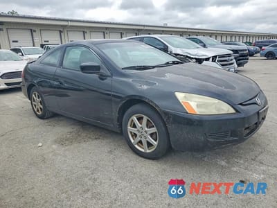 Czwarte zdjęcie samochodu z boku: 2004 HONDA ACCORD EX VIN:1HGCM826X4A020131 - miniatura