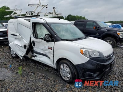 Czwarte zdjęcie samochodu z boku: 2018 RAM PROMASTER CITY VIN:ZFBERFAB2J6L72732 - miniatura
