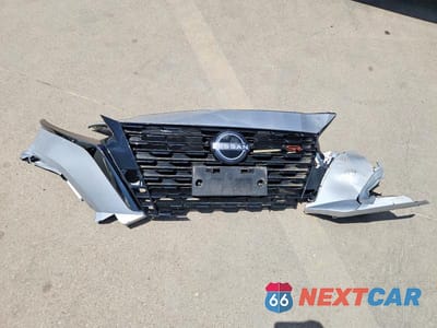 Zdjęcie 12 z 13 samochodu: 2025 NISSAN ALTIMA SR VIN:1N4BL4CV8SN390744 - miniatura