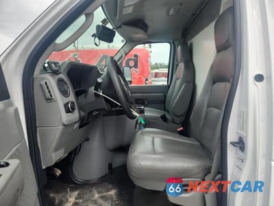 Zdjęcie 7 z 12 samochodu: 2023 FORD E350 REFRIGERATED BOX TRUCK VIN:1FDWE3FK8PDD14774 - miniatura