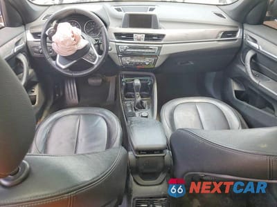 Zdjęcie 8 z 13 samochodu: 2016 BMW X1 XDRIVE28I VIN:WBXHT3C36G5F66183 - miniatura