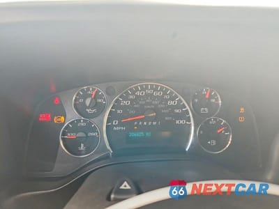 Zdjęcie 9 z 12 samochodu: 2017 GMC SAVANA G2500 VIN:1GTW7AFF4H1913907 - miniatura