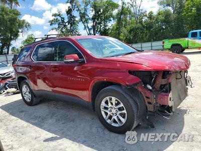 Czwarte zdjęcie samochodu z boku: 2019 CHEVROLET TRAVERSE LT VIN:1GNERGKW2KJ129271 - miniatura