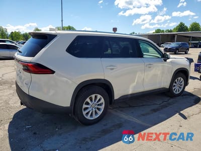 Trzecie zdjęcie samochodu z tyłu: 2024 TOYOTA GRAND HIGHLANDER XLE VIN:5TDAAAB51RS033809 - miniatura