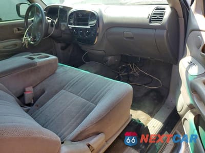 Zdjęcie 8 z 12 samochodu: 2002 TOYOTA TUNDRA SR5 V8 VIN:5TBRT34112S326580 - miniatura