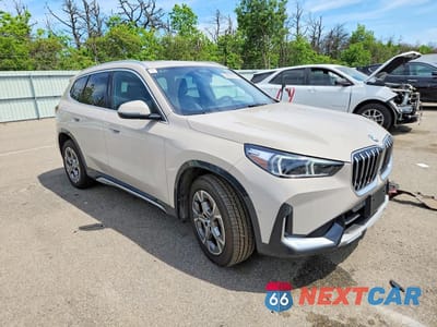 Czwarte zdjęcie samochodu z boku: 2026 BMW X1 XDRIVE28I VIN:WBX73EF06T5413898 - miniatura