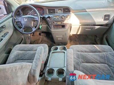 Zdjęcie 8 z 13 samochodu: 2003 HONDA ODYSSEY EX VIN:5FNRL18613B082162 - miniatura