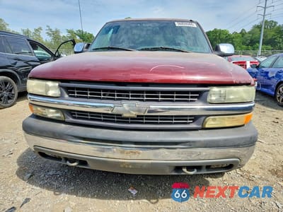 Piąte zdjęcie samochodu w środku: 2001 CHEVROLET SILVERADO K1500 VIN:1GCEK19T11E187918 - miniatura