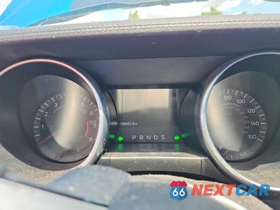 Zdjęcie 9 z 12 samochodu: 2019 FORD MUSTANG VIN:1FA6P8TH0K5103453 - miniatura