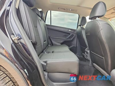 Zdjęcie 11 z 14 samochodu: 2019 VOLKSWAGEN TIGUAN SE VIN:3VV2B7AX6KM029611 - miniatura