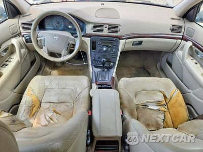 Zdjęcie 8 z 12 samochodu: 2004 VOLVO S80 2.5T VIN:YV1TS59H541370562 - miniatura