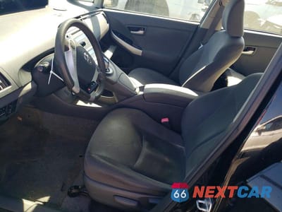 Zdjęcie 7 z 12 samochodu: 2010 TOYOTA PRIUS III VIN:JTDKN3DU4A5013914 - miniatura