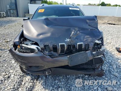 Piąte zdjęcie samochodu w środku: 2019 JEEP CHEROKEE LATITUDE PLUS VIN:1C4PJMLB5KD424690 - miniatura