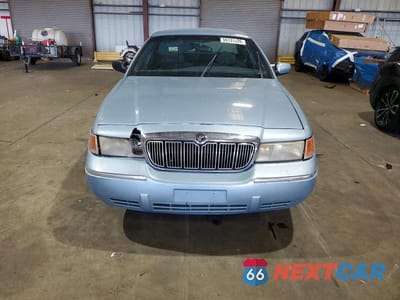Piąte zdjęcie samochodu w środku: 2001 MERCURY GRAND MARQUIS LS VIN:2MEFM75W71X625405 - miniatura