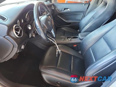 Zdjęcie 7 z 12 samochodu: 2014 MERCEDES-BENZ CLA 250 VIN:WDDSJ4EB2EN151459 - miniatura