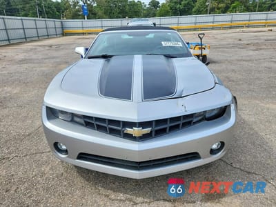 Piąte zdjęcie samochodu w środku: 2011 CHEVROLET CAMARO LT VIN:2G1FC3DD3B9194878 - miniatura