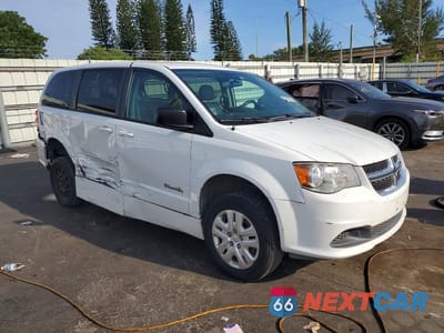 Czwarte zdjęcie samochodu z boku: 2017 DODGE GRAND CARAVAN SE VIN:2C4RDGBG7HR776500 - miniatura