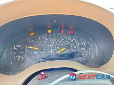 Zdjęcie 9 z 12 samochodu: 1999 GMC JIMMY VIN:1GKDT13W7X2524991 - miniatura