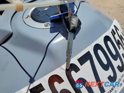 Zdjęcie 8 z 9 samochodu: 2023 SUZUKI DL800DE RC VIN:JS1EM12B8P7100180 - miniatura