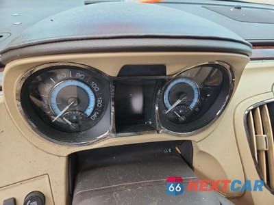 Zdjęcie 9 z 13 samochodu: 2013 BUICK LACROSSE VIN:1G4GC5E30DF335098 - miniatura