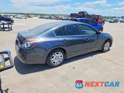Trzecie zdjęcie samochodu z tyłu: 2011 NISSAN ALTIMA 2.5 VIN:1N4AL2AP5BN453478 - miniatura