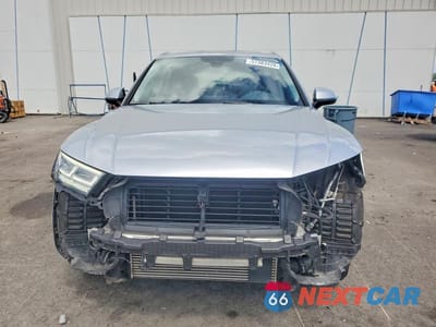 Piąte zdjęcie samochodu w środku: 2019 AUDI Q5 PREMIUM PLUS VIN:WA1BNAFY9K2038762 - miniatura