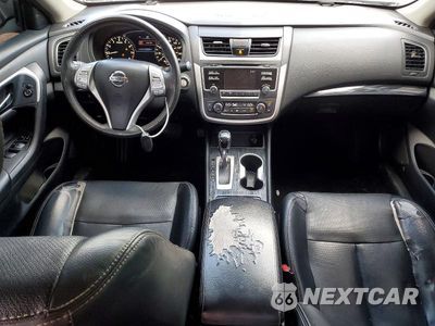 Zdjęcie 8 z 12 samochodu: 2017 NISSAN ALTIMA 2.5 SL VIN:1N4AL3AP7HC203850 - miniatura