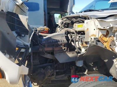Zdjęcie 9 z 10 samochodu: 2015 FORD F650 SUPER DUTY BOX TRUCK VIN:3FRNF6HP1FV799623 - miniatura