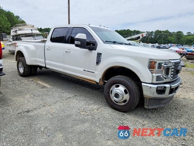 Czwarte zdjęcie samochodu z boku: 2022 FORD F350 SUPER DUTY VIN:1FT8W3DT4NEF51971 - miniatura