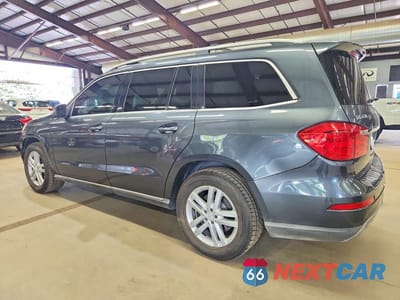 Drugie zdjęcie samochodu z przodu: 2013 MERCEDES-BENZ GL 450 4MATIC VIN:4JGDF7CE4DA261241 - miniatura