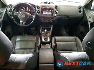 Zdjęcie 8 z 13 samochodu: 2015 VOLKSWAGEN TIGUAN S VIN:WVGBV7AX5FW586596 - miniatura