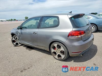 Drugie zdjęcie samochodu z przodu: 2010 VOLKSWAGEN GTI VIN:WVWEV7AJ8AW231458 - miniatura