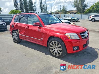 Czwarte zdjęcie samochodu z boku: 2011 MERCEDES-BENZ GLK 350 4MATIC VIN:WDCGG8HB1BF528431 - miniatura