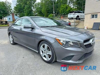 Czwarte zdjęcie samochodu z boku: 2016 MERCEDES-BENZ CLA 250 4MATIC VIN:WDDSJ4GB1GN394972 - miniatura
