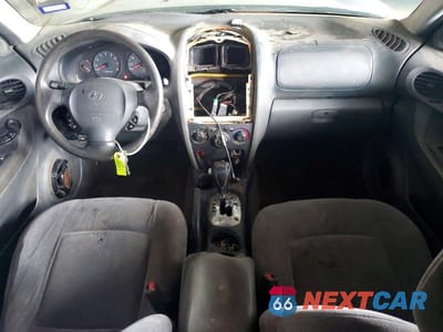 Zdjęcie 8 z 12 samochodu: 2004 HYUNDAI SANTA FE GLS VIN:KM8SC13D34U658992 - miniatura