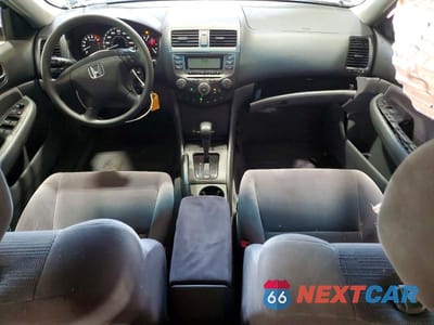 Zdjęcie 8 z 12 samochodu: 2006 HONDA ACCORD LX VIN:JHMCM56476C002066 - miniatura