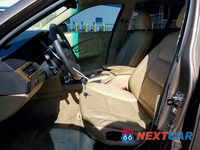 Zdjęcie 7 z 12 samochodu: 2004 BMW 530 I VIN:WBANA73514B060749 - miniatura