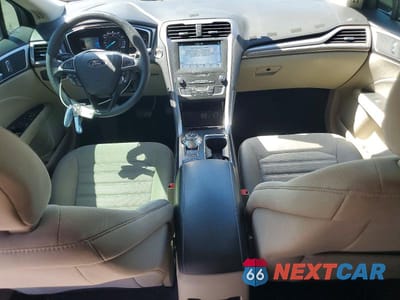 Zdjęcie 9 z 13 samochodu: 2019 FORD FUSION SE VIN:3FA6P0HD8KR135362 - miniatura