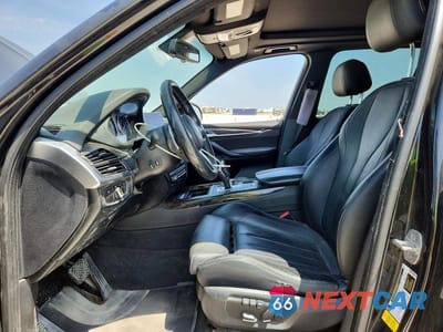 Zdjęcie 7 z 13 samochodu: 2015 BMW X5 SDRIVE35I VIN:5UXKR2C58F0H40195 - miniatura