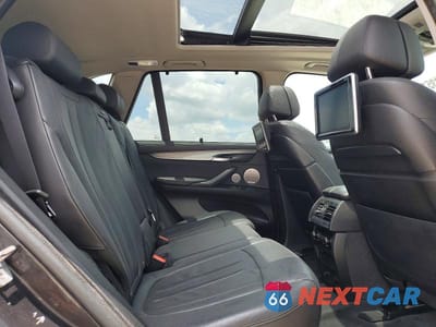 Zdjęcie 11 z 13 samochodu: 2015 BMW X5 XDRIVE50I VIN:5UXKR6C55F0J75411 - miniatura
