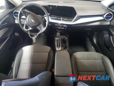 Zdjęcie 8 z 12 samochodu: 2025 CHEVROLET TRAX 1LT VIN:KL77LHEP2SC235265 - miniatura