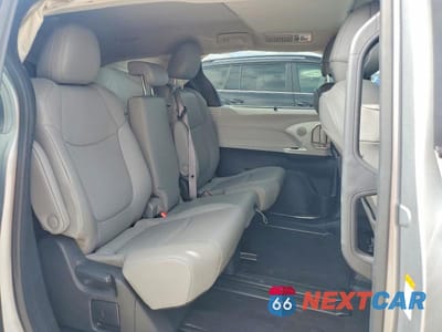 Zdjęcie 11 z 13 samochodu: 2025 TOYOTA SIENNA XLE 8-PASSENGER VIN:5TDYRKEC2SS227911 - miniatura