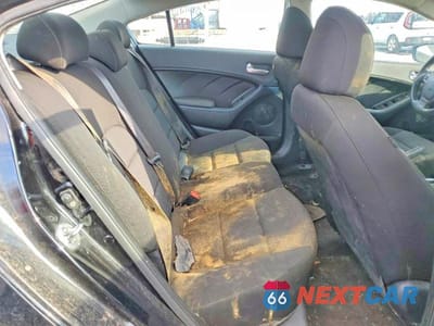 Zdjęcie 10 z 12 samochodu: 2017 KIA FORTE LX VIN:3KPFK4A70HE053761 - miniatura