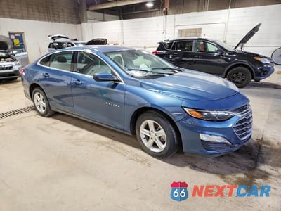 Czwarte zdjęcie samochodu z boku: 2024 CHEVROLET MALIBU LT VIN:1G1ZD5ST0RF139435 - miniatura