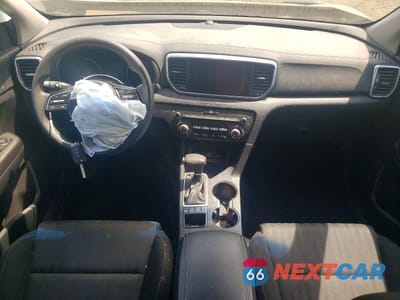 Zdjęcie 8 z 13 samochodu: 2020 KIA SPORTAGE LX VIN:KNDPMCAC0L7830938 - miniatura