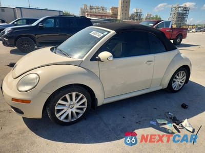 2008 VOLKSWAGEN NEW BEETLE CONVERTIBLE SE 3VWRF31Y98M418719 - główne zdjęcie licytacji z USA - miniatura