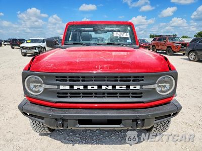 Piąte zdjęcie samochodu w środku: 2022 FORD BRONCO BASE VIN:1FMEE5BP8NLA86609 - miniatura