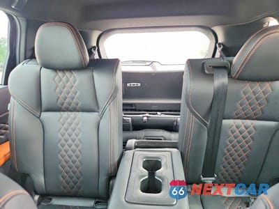 Zdjęcie 10 z 13 samochodu: 2023 MITSUBISHI OUTLANDER SEL VIN:JA4T5VA9XPZ033791 - miniatura