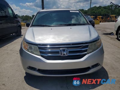 Piąte zdjęcie samochodu w środku: 2013 HONDA ODYSSEY EXL VIN:5FNRL5H61DB045783 - miniatura